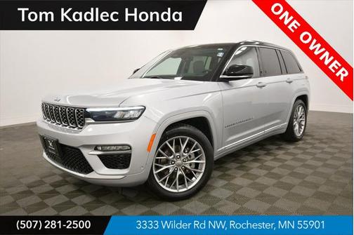 2022 Jeep Grand Cherokee Summit