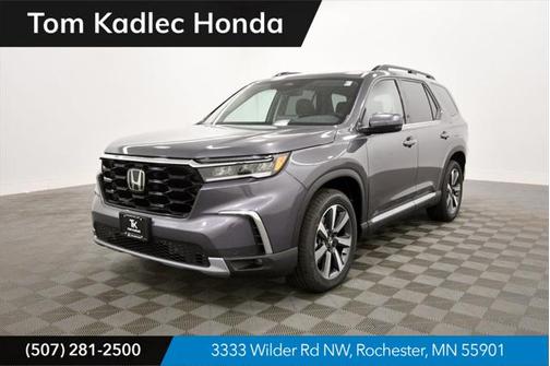 2025 Honda Pilot Touring 8-Passenger