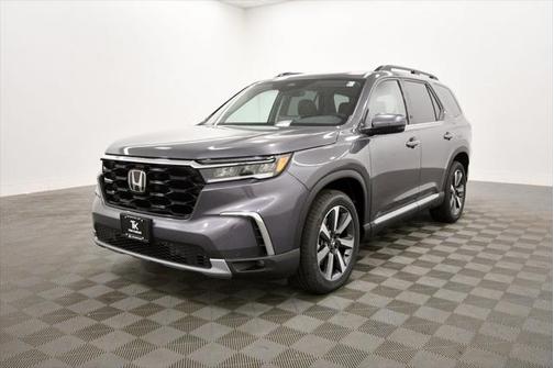 2025 Honda Pilot Touring 8-Passenger