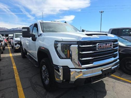 Summit White 2024 GMC Sierra 3500 SLE