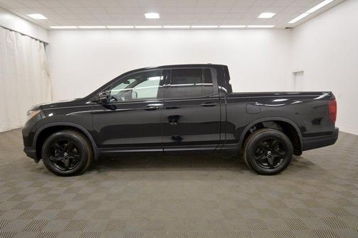 2022 Honda Ridgeline Black