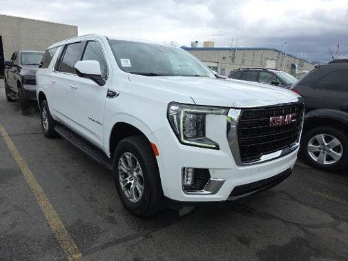 2024 GMC Yukon XL SLE
