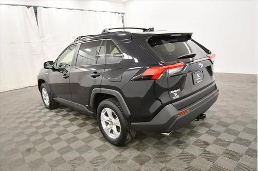 2019 Toyota RAV4 Hybrid XLE
