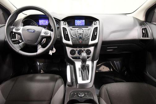 Ruby Red Metallic 2013 Ford Focus SE