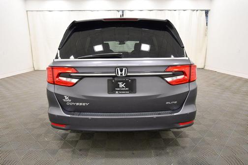 Modern Steel Metallic 2023 Honda Odyssey Elite