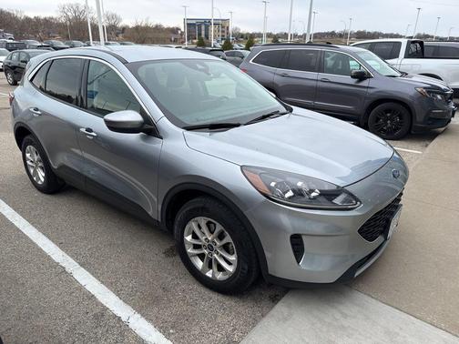 Silver 2021 Ford Escape SE