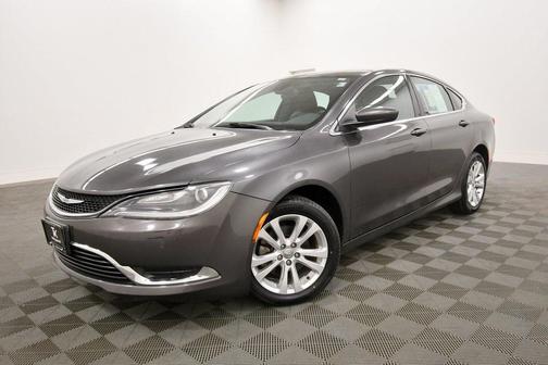 2017 Chrysler 200 Limited