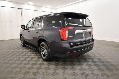 Midnight Blue Metallic 2023 GMC Yukon SLE