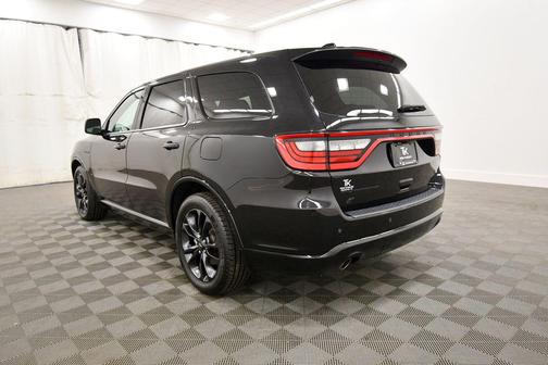 Black Clearcoat 2022 Dodge Durango R/T
