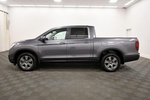 Gray 2017 Honda Ridgeline RTL