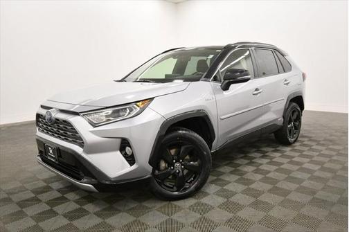 2019 Toyota RAV4 Hybrid SE