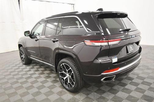 2022 Jeep Grand Cherokee 4xe Summit Reserve