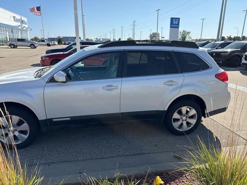 2011 Subaru Outback 2.5 i Premium