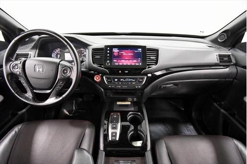 2022 Honda Ridgeline Black