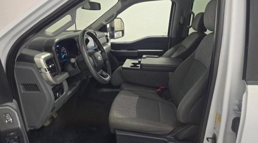 2023 Ford F-350 XLT