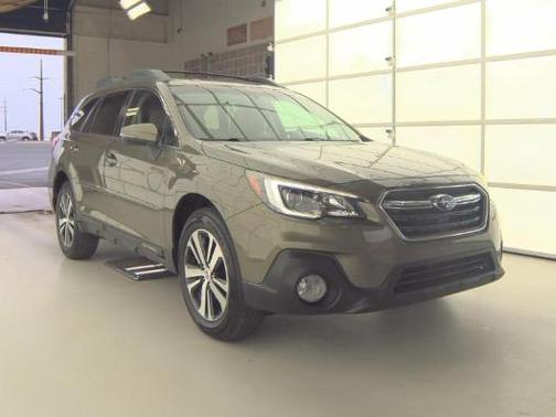 Green Metallic 2018 Subaru Outback 2.5i Limited