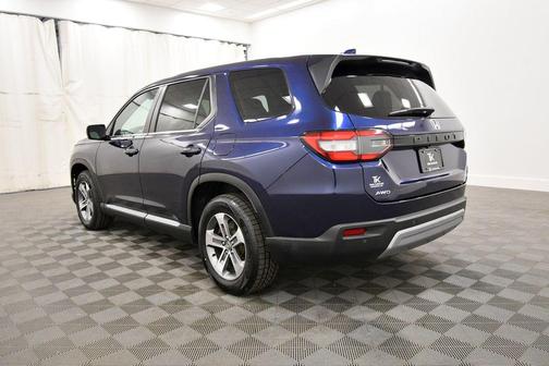 Obsidian Blue Pearl 2023 Honda Pilot EX-L