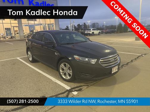 2017 Ford Taurus SEL