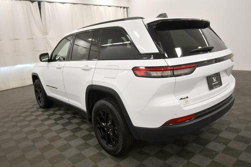 2024 Jeep Grand Cherokee Altitude