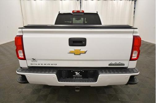 2017 Chevrolet Silverado 1500 High Country