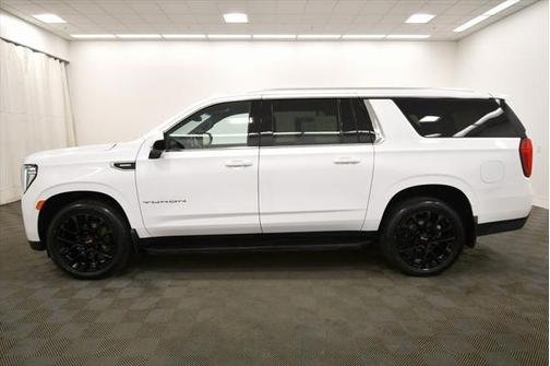 2022 GMC Yukon XL SLE