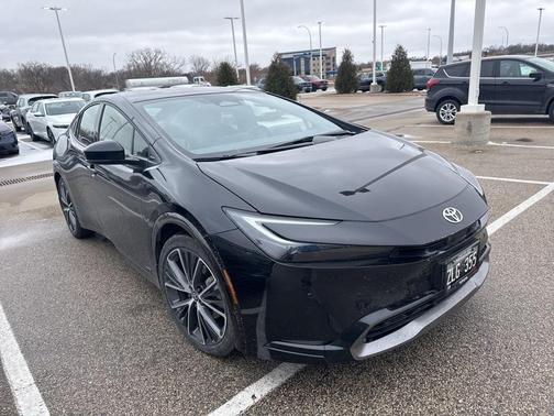 2024 Toyota Prius XLE