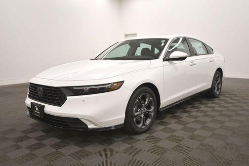 Platinum White Pearl 2026 Honda Accord Hybrid EX-L