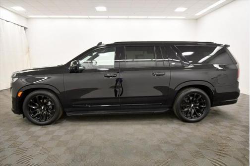 2023 Cadillac Escalade ESV Sport