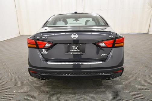 2021 Nissan Altima 2.5 SV