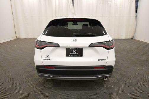Platinum White Pearl 2026 Honda HR-V Sport