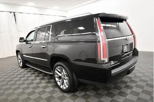 2020 Cadillac Escalade ESV Luxury