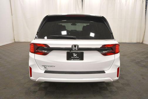 Platinum White Pearl 2026 Honda Odyssey EX-L