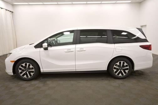 Platinum White Pearl 2026 Honda Odyssey EX-L