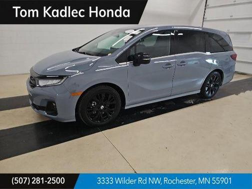 Sonic Gray Pearl 2025 Honda Odyssey Sport-L