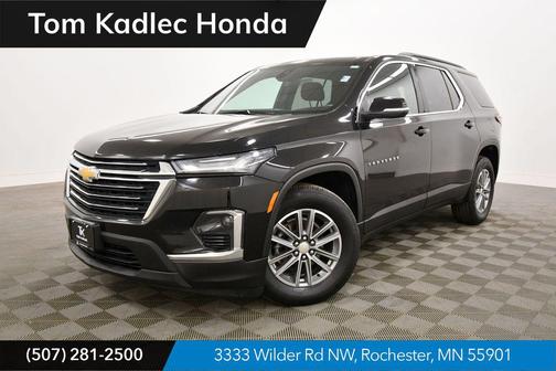 Mosaic Black Metallic 2023 Chevrolet Traverse LT