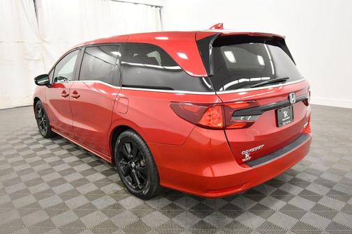 Radiant Red Metallic II 2023 Honda Odyssey Sport