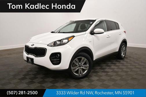Clear White 2017 Kia Sportage LX