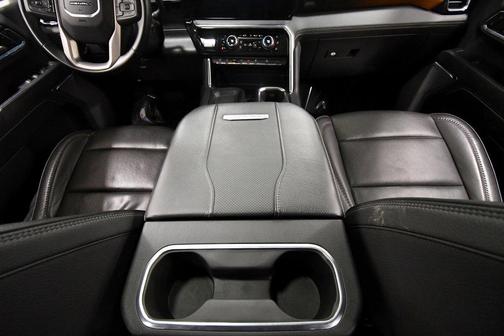 2024 GMC Sierra 2500 Denali