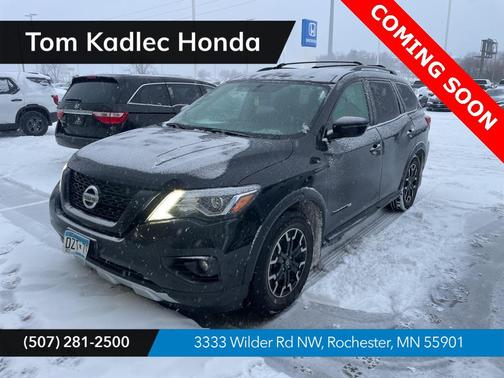 2019 Nissan Pathfinder SV