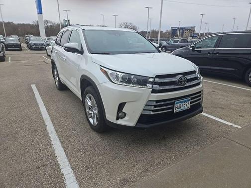 Blizzard Pearl 2018 Toyota Highlander Limited