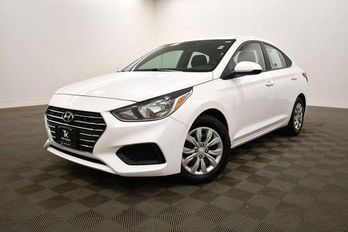 2022 Hyundai Accent SE