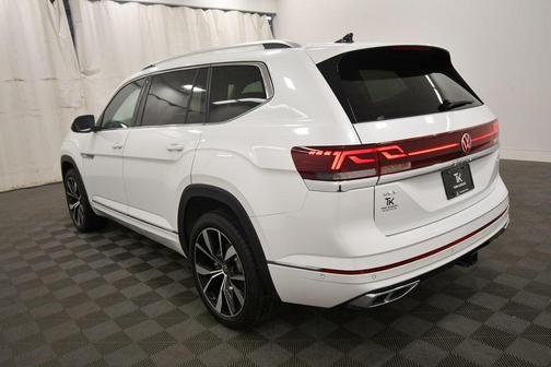 2025 Volkswagen Atlas 2.0T SEL Premium R-Line 4MOTION