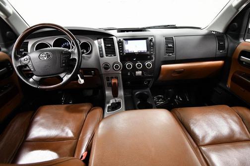 2013 Toyota Sequoia Platinum