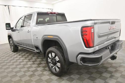 2024 GMC Sierra 2500 Denali