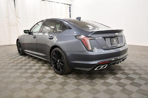 Shadow 2022 Cadillac CT5-V V-Series