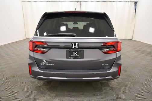 Modern Steel Metallic 2026 Honda Odyssey Elite