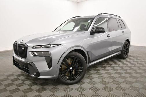 2025 BMW X7 M60i