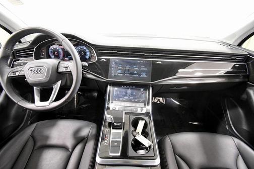 2022 Audi Q7 55 Premium Plus