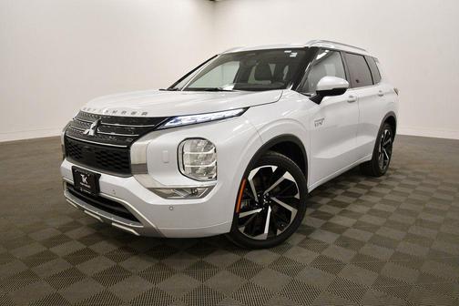 2024 Mitsubishi Outlander PHEV SEL