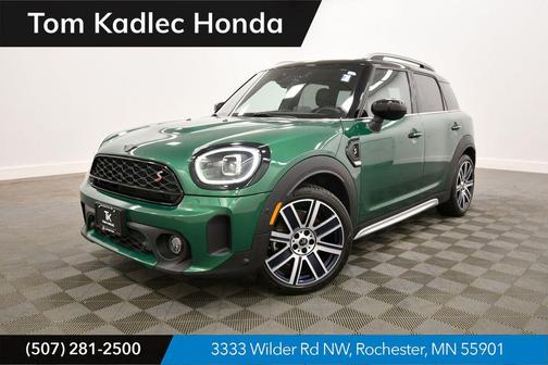British Racing Green 2023 MINI Countryman Cooper S
